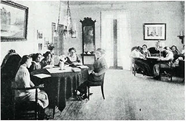 Fra salongen, ca 1912